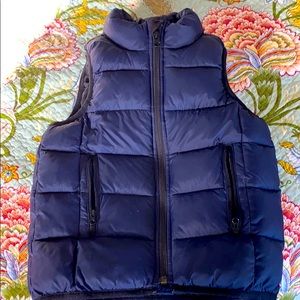 Boys navy puffer vest